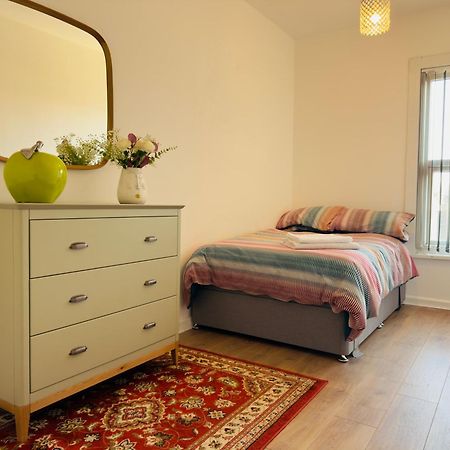 Lovely 2 Bed Apartment, Arnold Town Centre. Nottingham Luaran gambar