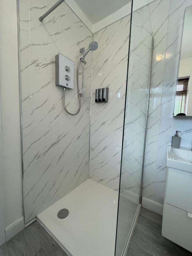 Lovely 2 Bed Apartment, Arnold Town Centre. Nottingham Luaran gambar